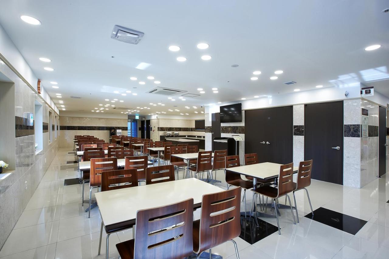 Toyoko Inn Seoul Yeongdeungpo Экстерьер фото