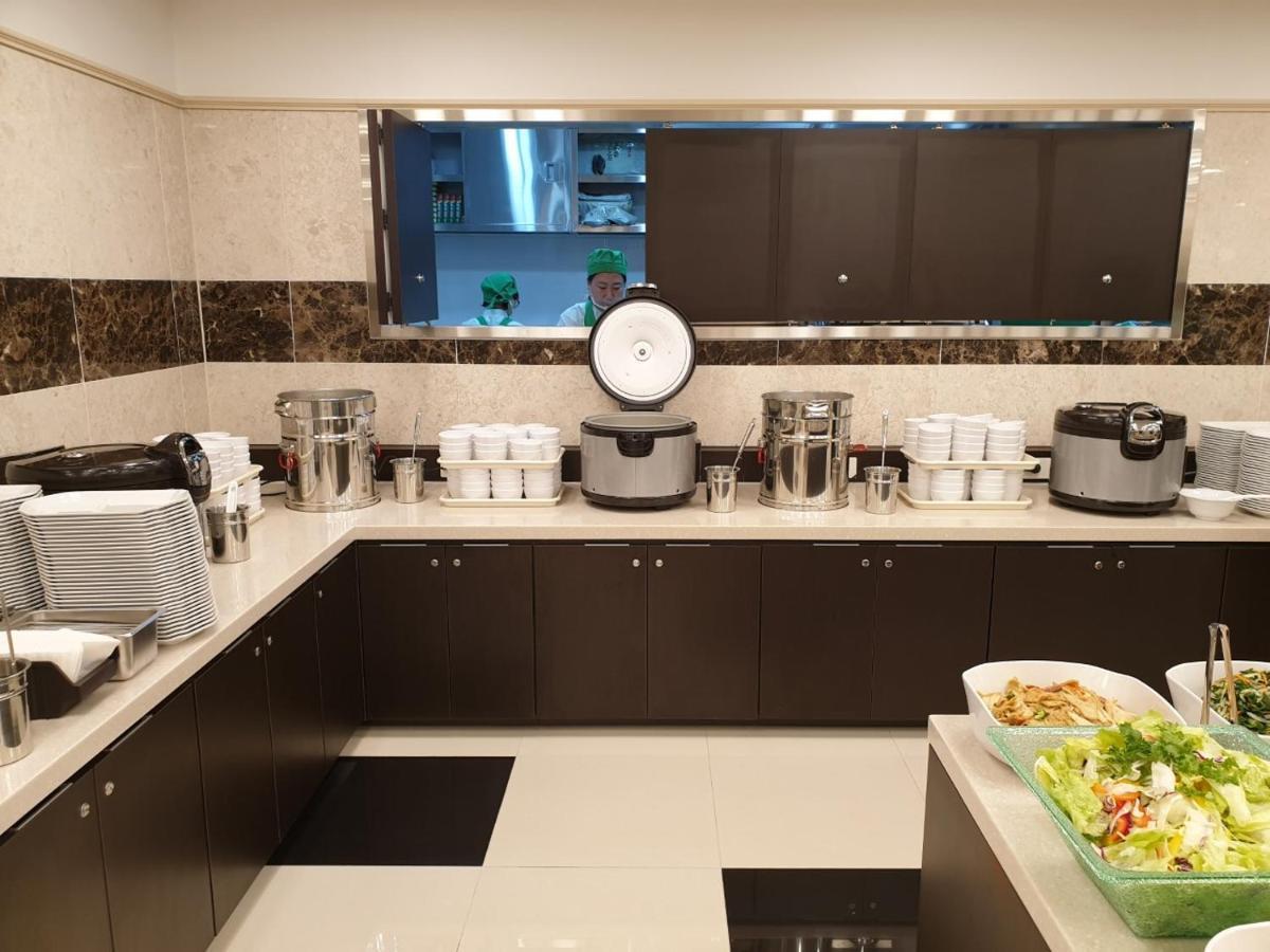 Toyoko Inn Seoul Yeongdeungpo Экстерьер фото